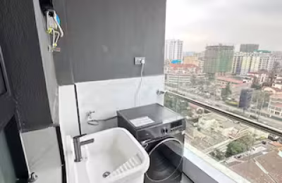 Kilimani Luxury 1BR • WiFi • Pool • Backup • 75”TV