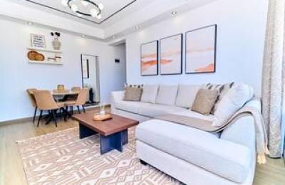 Kilimani Luxury 1BR • WiFi • Pool • Backup • 75”TV